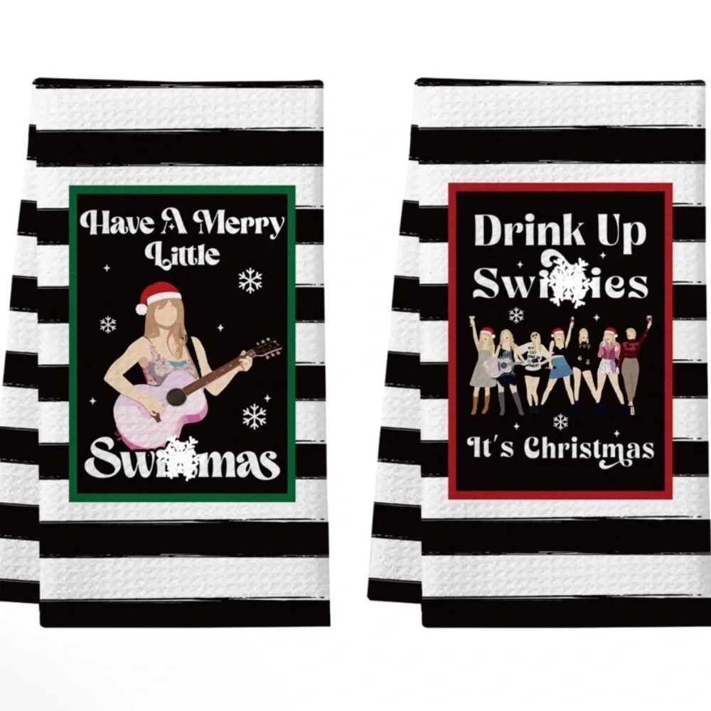 NWT Set of‎ 2 Swiftie Christmas Themed Chevron Kitchen Towels
